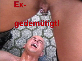 Vorschaubild vom Privatporno mit dem Titel "Ex gedemütigt"