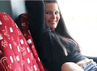 Vorschaubild vom Privatporno mit dem Titel "Orgasmus im Bus"