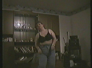 Vorschaubild vom Privatporno mit dem Titel "Tanzen im BH und Jeans"