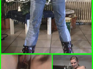 Vorschaubild vom Privatporno mit dem Titel "Geil in die Jeans gepisst!"