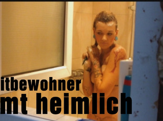 Vorschaubild vom Privatporno mit dem Titel "heimlich beim duschen gefilmt"