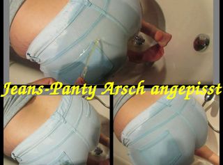 Vorschaubild vom Privatporno mit dem Titel "Jeans-Panty Arsch angepisst"